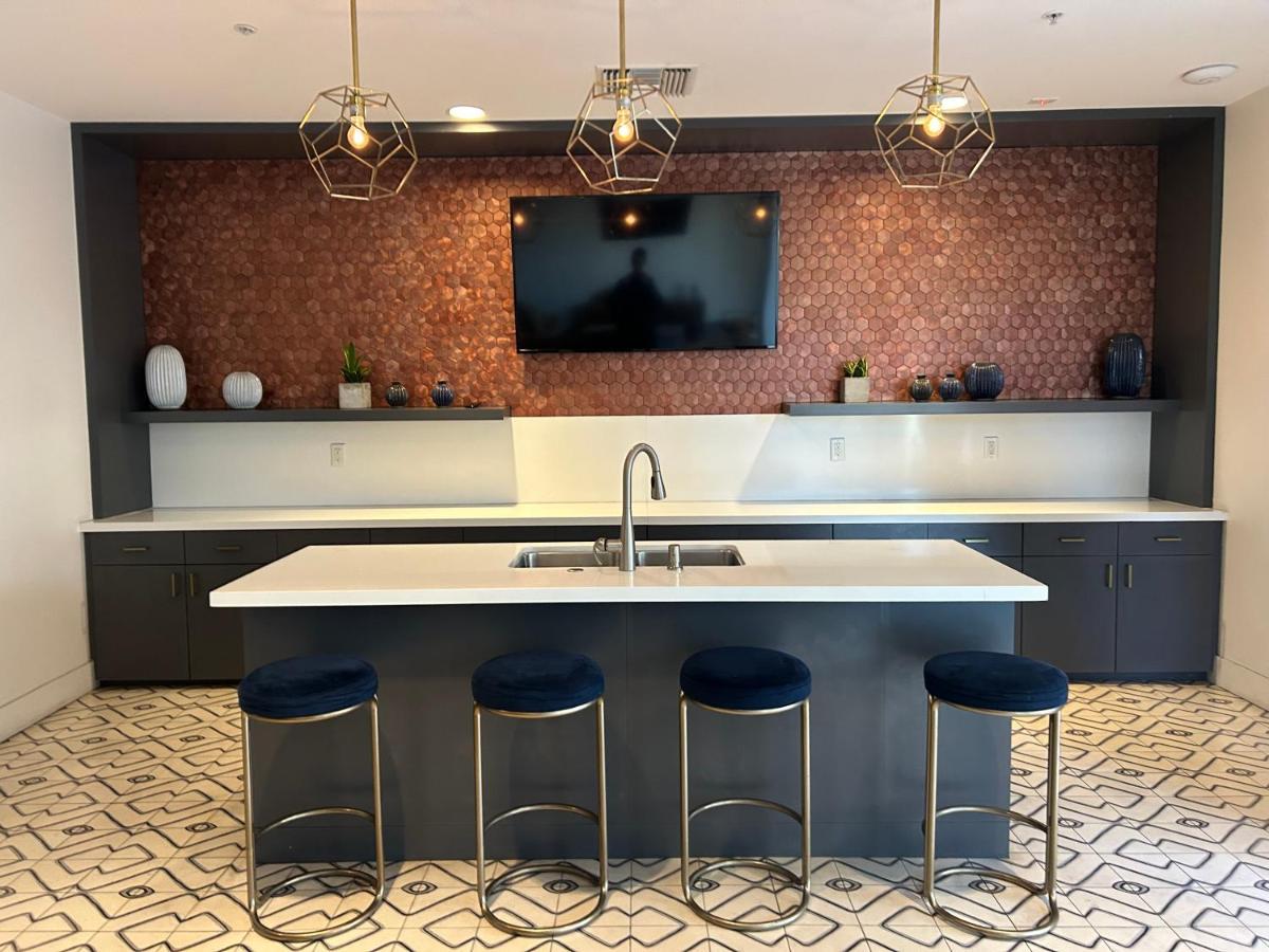 Luxury Apartment In Hollywood 洛杉矶 外观 照片